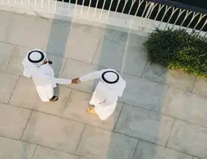 ടെക്കികൾക്ക് ദുബായിലേക്ക് പറക്കാം; ഈ ജോലികൾക്ക് ശമ്പളം കൂടുതൽ, അവസരങ്ങൾ ധാരാളം