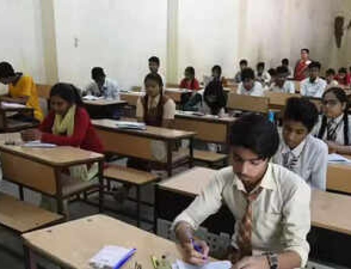 ഇത്തവണ ക്രിസ്മസ് അവധി ദിവസങ്ങൾ കൂടും? പരീക്ഷ ഡിസംബര്‍ 15ന് ആരംഭിക്കും, ജനുവരി അഞ്ചിന് സ്കൂൾ തുറക്കും