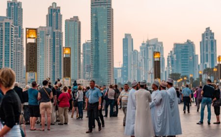 മുന്നറിയിപ്പ്', ചെറിയ കാര്യങ്ങൾ പോലും നിയമ ലംഘനമാകാം; അറിയാതെ പോകരുത് യുഎഇയിലെ ഈ നിയമങ്ങൾ