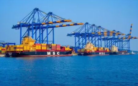 വിഴിഞ്ഞം തുറമുഖത്തിൻ്റെ രണ്ടാം ഘട്ടം ജനുവരിയിൽ തുടങ്ങും; 2028ഓടെ എല്ലാ ഘട്ടങ്ങളും പൂര്‍ത്തിയാക്കുമെന്ന് മന്ത്രി വിഎൻ വാസവൻ